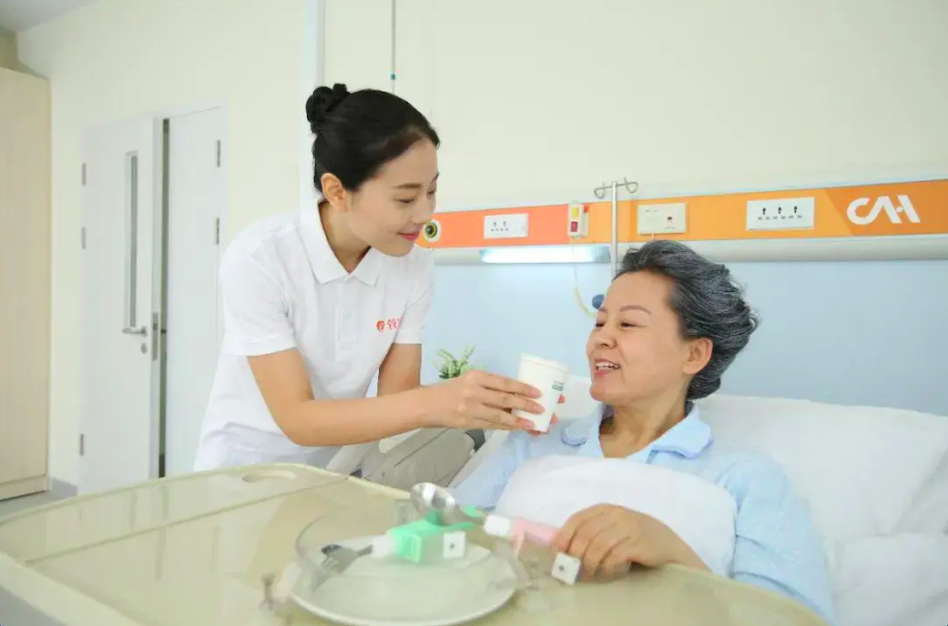成都医院陪护-成都护工陪诊效劳-成都医院护工价钱
